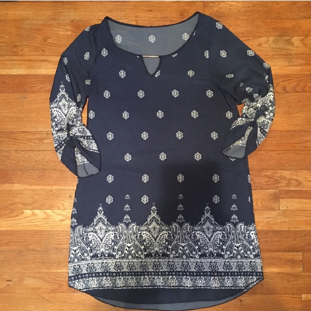Blue and white dress small